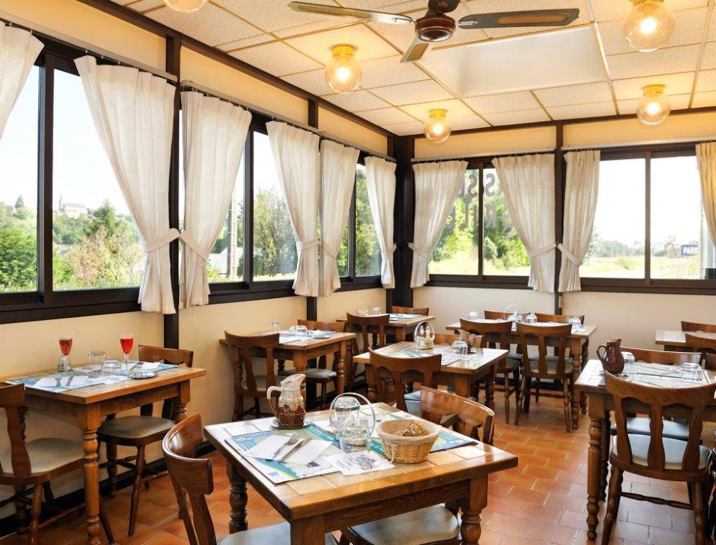 Hotel Auberge De La Bonde Logis Ланже Екстер'єр фото